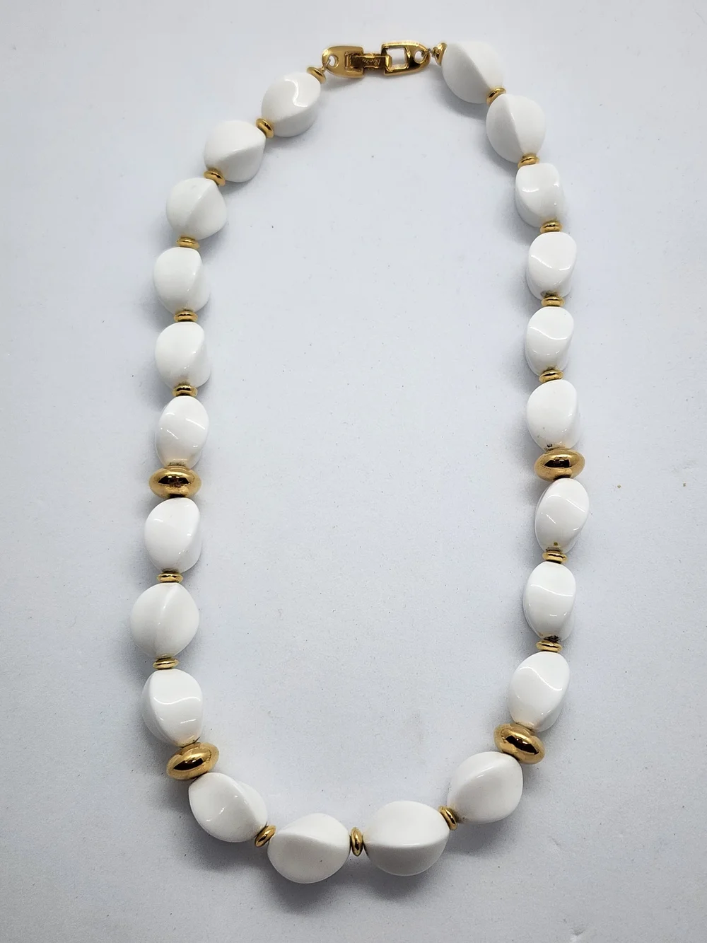 Vintage Signed Napier White & Gold Twisted Bead Necklace Chunky Retro